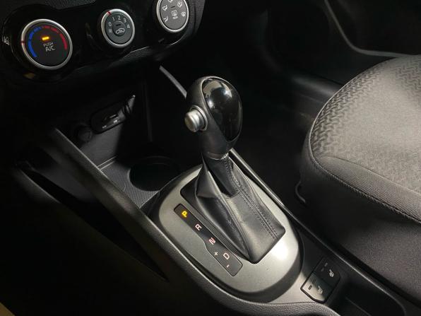 Kia Rio III Рестайлинг с пробегом 2016 года, цена 869 000 рублей, 196518 км, седан, Автокод Объявления