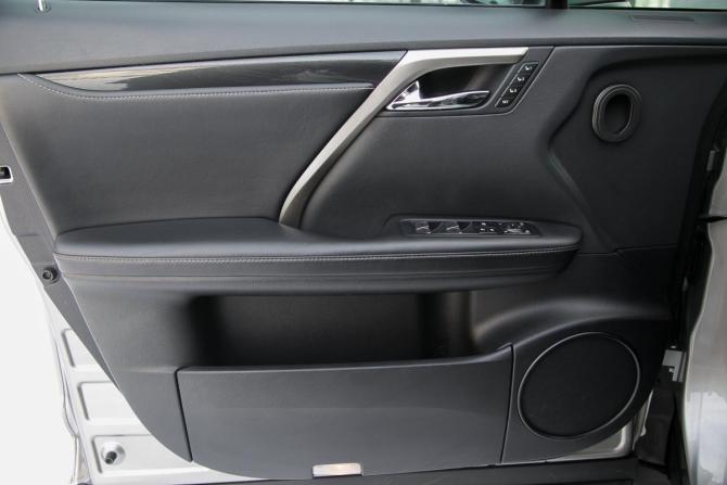 Lexus RX IV с пробегом 2018 года, цена 3 495 000 рублей, 156531 км, внедорожник, Автокод Объявления