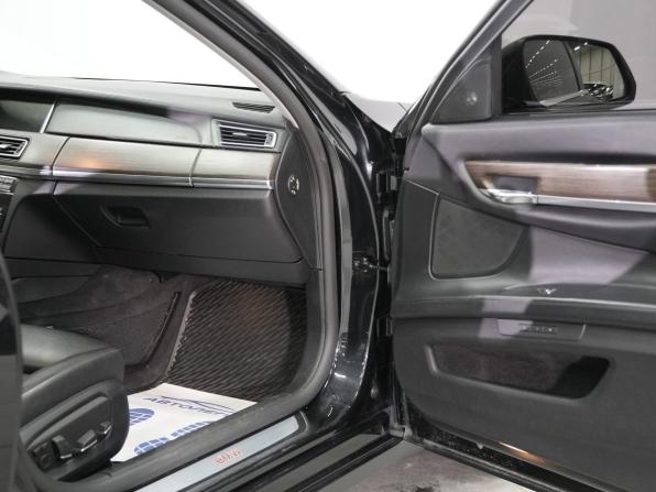 BMW 7 серии V (F01/F02/F04) Рестайлинг с пробегом 2013 года, цена 1 899 000 рублей, 157000 км, седан, Автокод Объявления