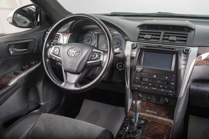Toyota Camry VII (XV50) Рестайлинг с пробегом 2014 года, цена 1 799 000 рублей, 241758 км, седан, Автокод Объявления