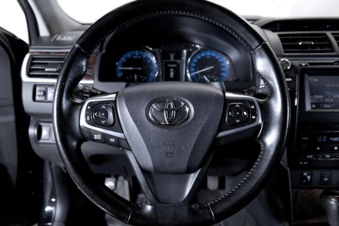 Toyota Camry VII (XV50) Рестайлинг с пробегом 2017 года, цена 1 799 000 рублей, 310592 км, седан, Автокод Объявления