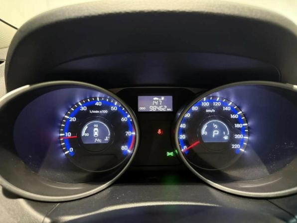 Hyundai ix35 I Рестайлинг с пробегом 2015 года, цена 1 550 000 рублей, 98470 км, внедорожник, Автокод Объявления