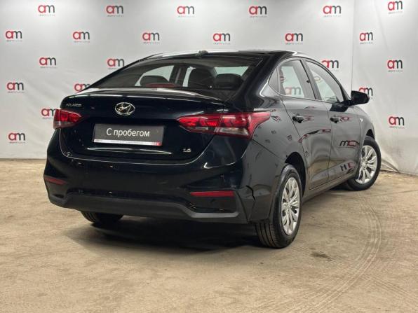 Hyundai Solaris II с пробегом 2017 года, цена 1 349 000 рублей, 82000 км, седан, Автокод Объявления