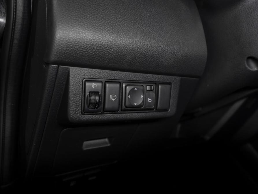 Nissan Tiida I Рестайлинг Москва  - изображение 15