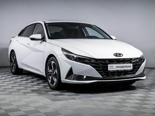 Hyundai Elantra VII (CN7) с пробегом 2022 года, цена 2 160 000 рублей, 57010 км, седан, Автокод Объявления