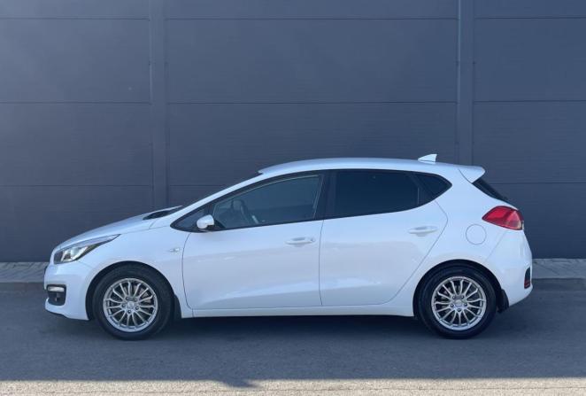 Kia Ceed II Рестайлинг с пробегом 2017 года, цена 1 280 000 рублей, 120850 км, хэтчбек, Автокод Объявления