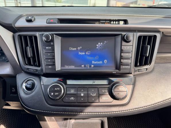Toyota RAV4 IV (XA40) Рестайлинг с пробегом 2018 года, цена 2 270 000 рублей, 133127 км, внедорожник, Автокод Объявления
