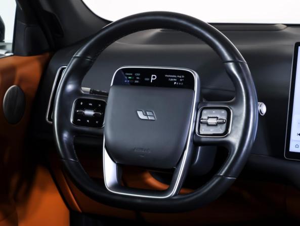 Li Auto (Lixiang) L7 I с пробегом 2023 года, цена 5 550 000 рублей, 53500 км, внедорожник, Автокод Объявления