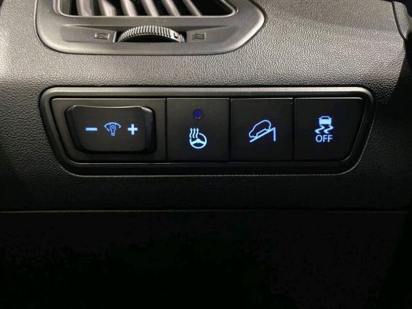 Hyundai ix35 I Рестайлинг с пробегом 2014 года, цена 1 349 000 рублей, 180490 км, внедорожник, Автокод Объявления