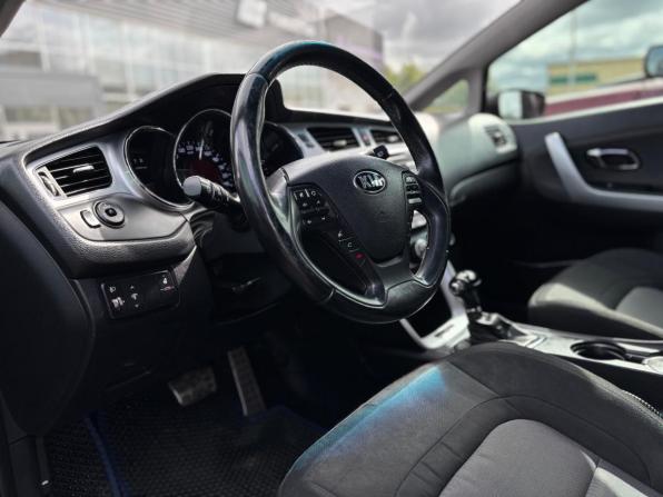 Kia Ceed II с пробегом 2013 года, цена 1 070 000 рублей, 234586 км, хэтчбек, Автокод Объявления
