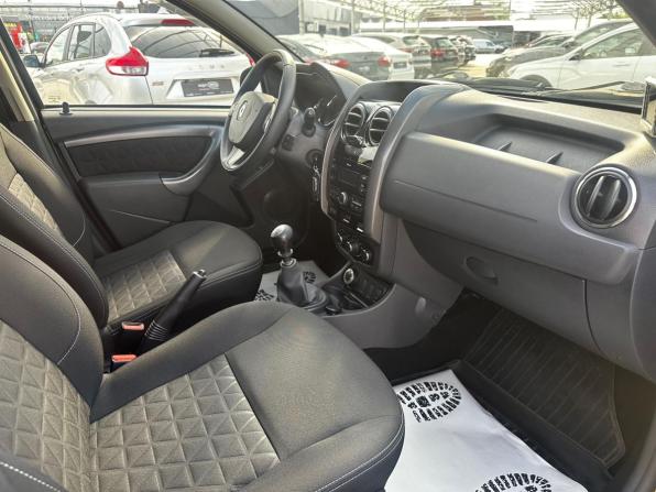 Renault Duster I Рестайлинг с пробегом 2017 года, цена 1 292 900 рублей, 105409 км, внедорожник, Автокод Объявления