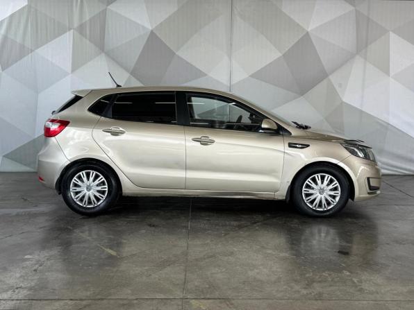 Kia Rio III с пробегом 2012 года, цена 695 000 рублей, 141275 км, хэтчбек, Автокод Объявления