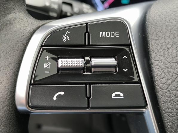 Kia Mohave I Рестайлинг 2 с пробегом 2022 года, цена 4 342 000 рублей, 147810 км, внедорожник, Автокод Объявления