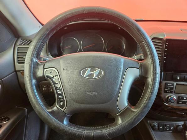Hyundai Santa Fe II Рестайлинг с пробегом 2011 года, цена 1 299 000 рублей, 225345 км, внедорожник, Автокод Объявления
