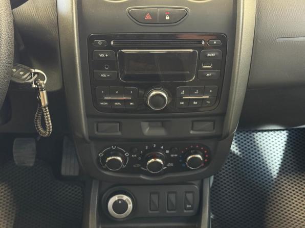 Renault Duster I Рестайлинг с пробегом 2015 года, цена 1 425 000 рублей, 97630 км, внедорожник, Автокод Объявления