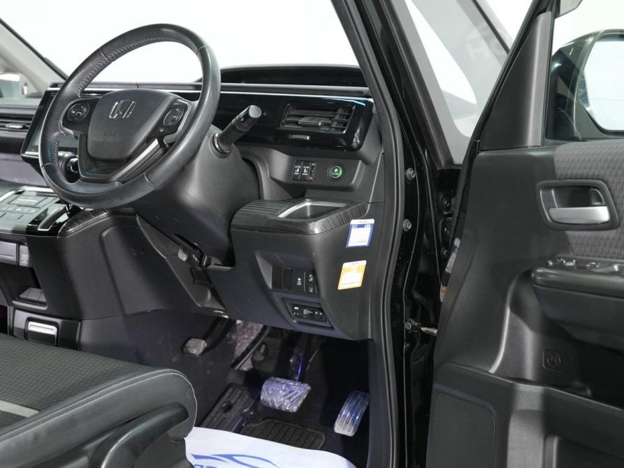 Honda Stepwgn V Новосибирск  - изображение 15