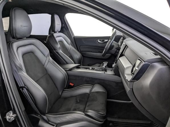 Volvo XC60 II с пробегом 2018 года, цена 3 300 000 рублей, 101399 км, внедорожник, Автокод Объявления