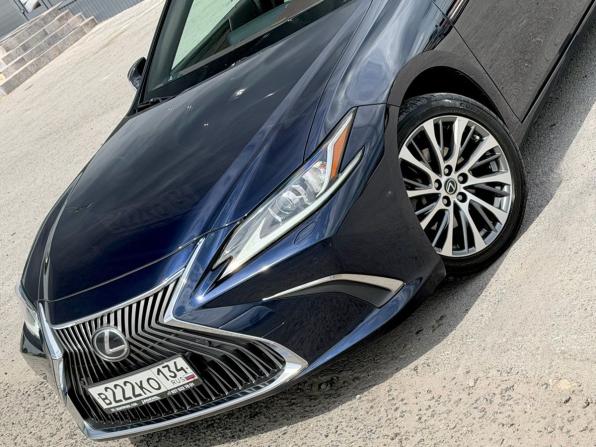 Lexus ES VII с пробегом 2018 года, цена 3 195 000 рублей, 174515 км, седан, Автокод Объявления