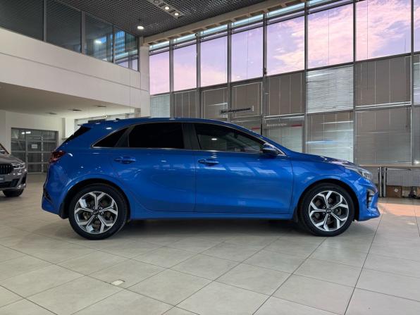 Kia Ceed III с пробегом 2018 года, цена 1 595 000 рублей, 126524 км, хэтчбек, Автокод Объявления