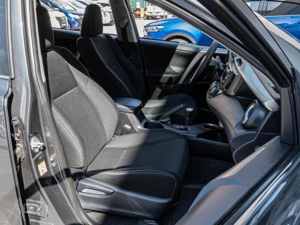 Toyota RAV4 IV (XA40) с пробегом 2013 года, цена 1 599 000 рублей, 259351 км, внедорожник, Автокод Объявления