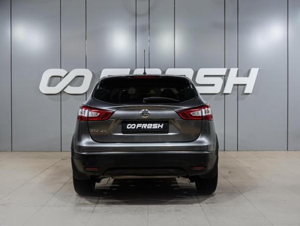 Nissan Qashqai II с пробегом 2016 года, цена 1 499 000 рублей, 124461 км, внедорожник, Автокод Объявления