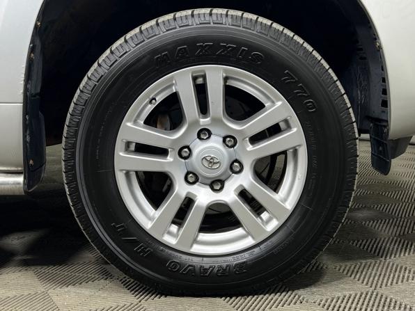 Toyota Land Cruiser Prado 150 Series с пробегом 2010 года, цена 2 277 000 рублей, 362120 км, внедорожник, Автокод Объявления