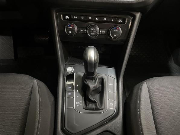 Volkswagen Tiguan II с пробегом 2020 года, цена 2 300 000 рублей, 93194 км, внедорожник, Автокод Объявления