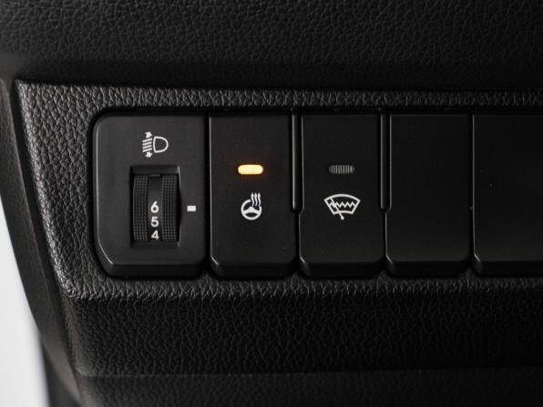 Kia Rio III Рестайлинг с пробегом 2017 года, цена 820 000 рублей, 209935 км, седан, Автокод Объявления