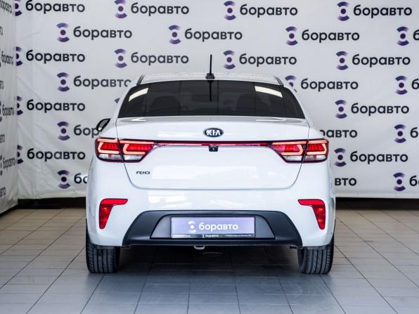 Kia Rio IV с пробегом 2019 года, цена 1 549 000 рублей, 132667 км, седан, Автокод Объявления