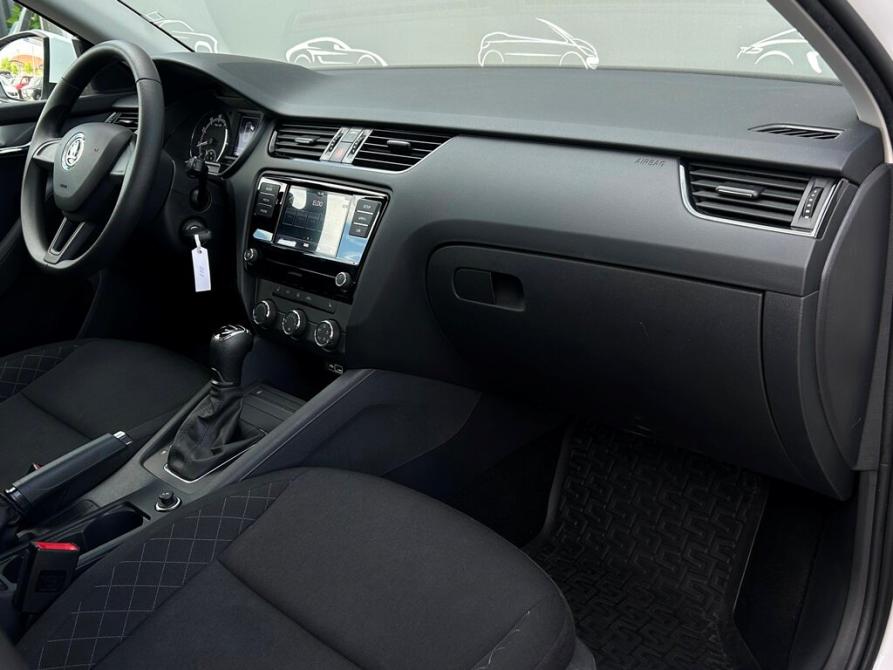Skoda Octavia III (A7) Рестайлинг Санкт-Петербург  - изображение 7