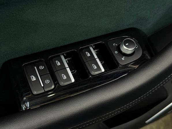 Geely Monjaro I с пробегом 2022 года, цена 2 945 000 рублей, 72100 км, внедорожник, Автокод Объявления