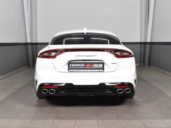 Kia Stinger I с пробегом 2019 года, цена 2 759 995 рублей, 129840 км, лифтбек, Автокод Объявления
