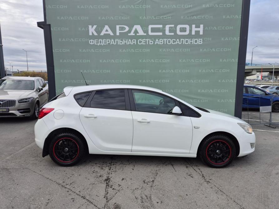 Opel Astra J Екатеринбург  - изображение 4
