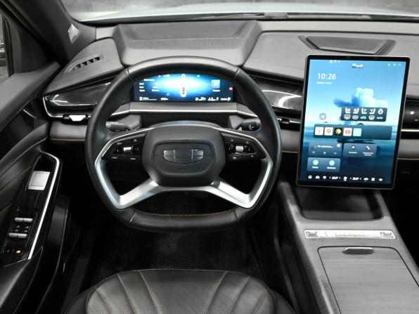 Geely Preface I с пробегом 2024 года, цена 2 870 000 рублей, 22630 км, седан, Автокод Объявления