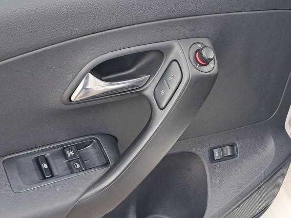 Volkswagen Polo V с пробегом 2013 года, цена 825 000 рублей, 179460 км, седан, Автокод Объявления