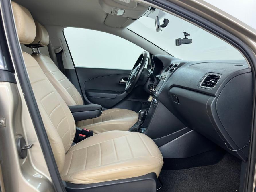 Volkswagen Polo V Рестайлинг Москва  - изображение 11