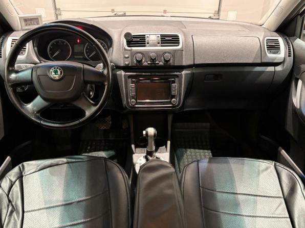 Skoda Fabia II с пробегом 2009 года, цена 642 000 рублей, 141585 км, хэтчбек, Автокод Объявления