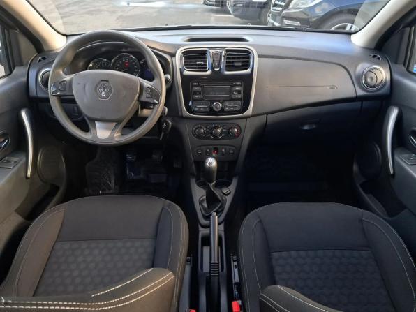 Renault Logan II с пробегом 2016 года, цена 680 000 рублей, 172950 км, седан, Автокод Объявления