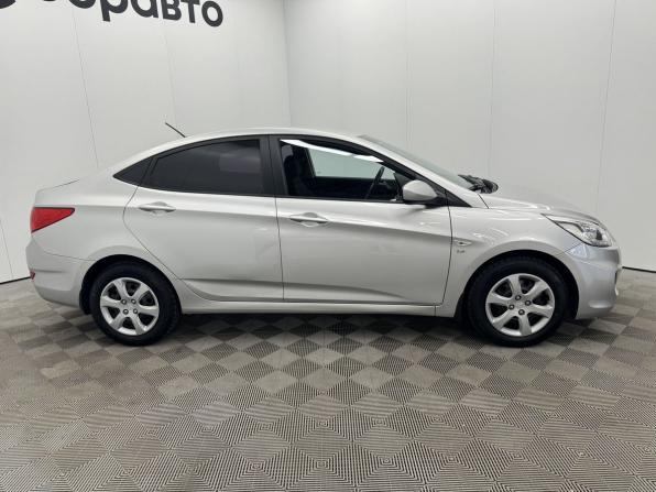 Hyundai Solaris I с пробегом 2013 года, цена 910 000 рублей, 96215 км, седан, Автокод Объявления