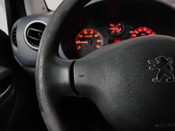 Peugeot Partner II с пробегом 2009 года, цена 449 000 рублей, 222000 км, минивэн, Автокод Объявления