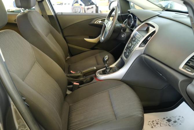 Opel Astra J с пробегом 2012 года, цена 929 000 рублей, 104000 км, хэтчбек, Автокод Объявления
