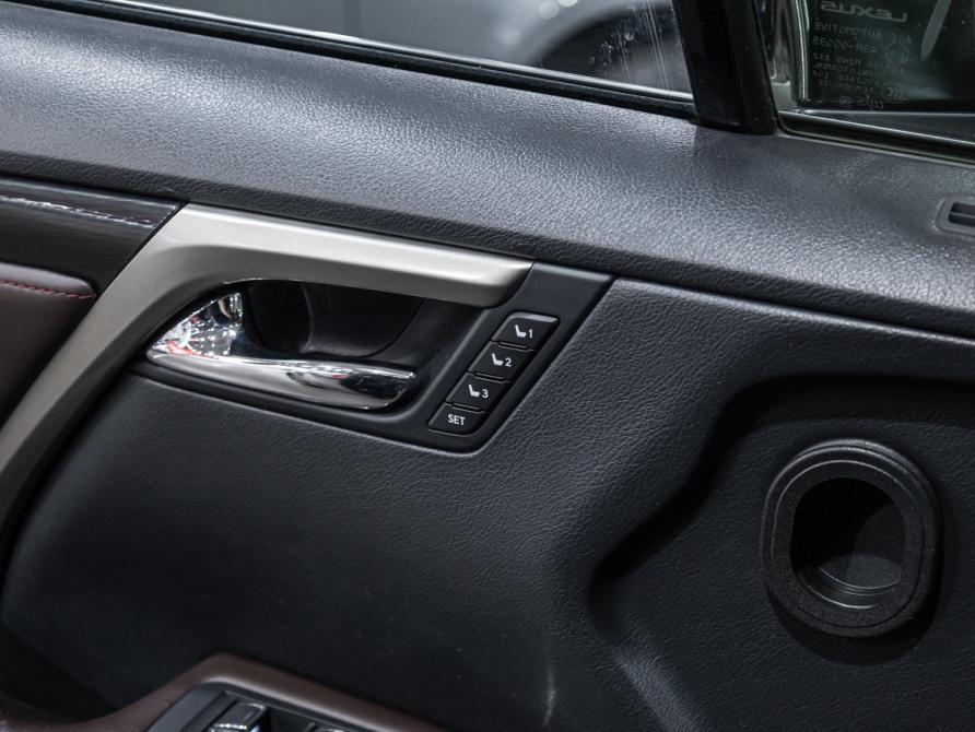 Lexus RX IV Рестайлинг Санкт-Петербург  - изображение 17