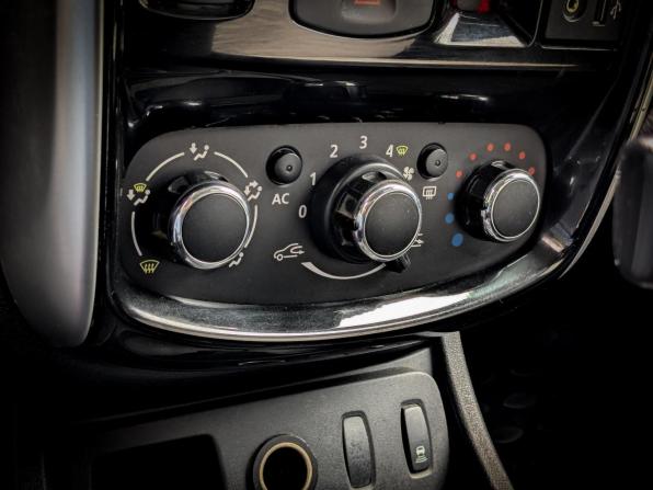 Nissan Terrano III (D10) с пробегом 2014 года, цена 1 049 900 рублей, 212900 км, внедорожник, Автокод Объявления