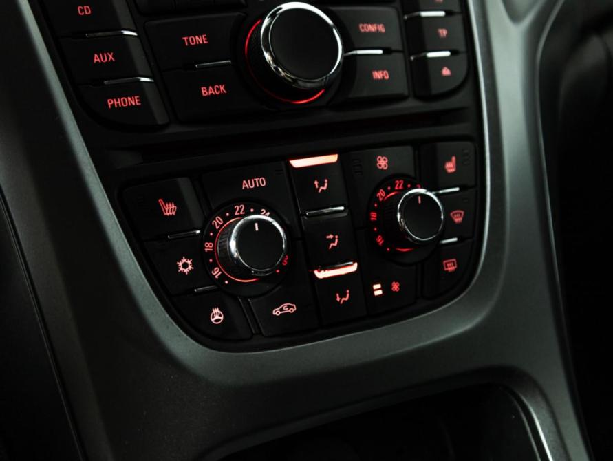 Opel Astra J Рестайлинг Санкт-Петербург  - изображение 16