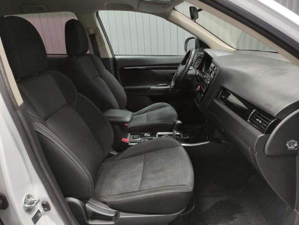 Mitsubishi Outlander III Рестайлинг 3 с пробегом 2018 года, цена 1 730 000 рублей, 135500 км, внедорожник, Автокод Объявления