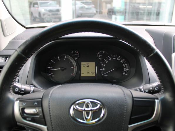 Toyota Land Cruiser Prado 150 Series Рестайлинг 2 с пробегом 2017 года, цена 4 569 000 рублей, 97718 км, внедорожник, Автокод Объявления