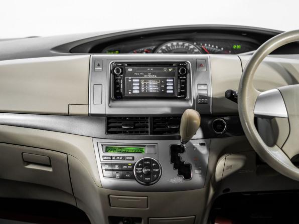 Toyota Estima III Рестайлинг с пробегом 2008 года, цена 1 475 000 рублей, 139387 км, минивэн, Автокод Объявления