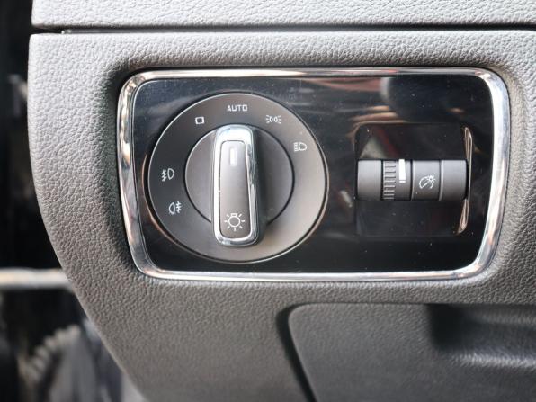 Skoda Superb II Рестайлинг с пробегом 2013 года, цена 1 199 000 рублей, 127932 км, лифтбек, Автокод Объявления