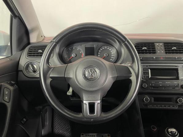Volkswagen Polo V с пробегом 2014 года, цена 815 000 рублей, 158410 км, седан, Автокод Объявления
