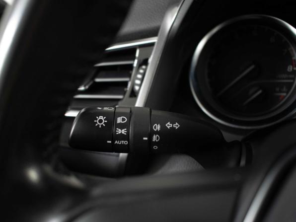 Toyota Camry VIII (XV70) с пробегом 2019 года, цена 2 657 000 рублей, 87402 км, седан, Автокод Объявления